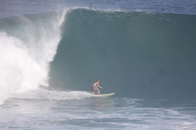 Surfing in Uluwatu Bali